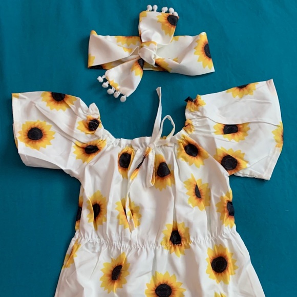 12-18m Sunflower romper with a matching headband! - Picture 2 of 3